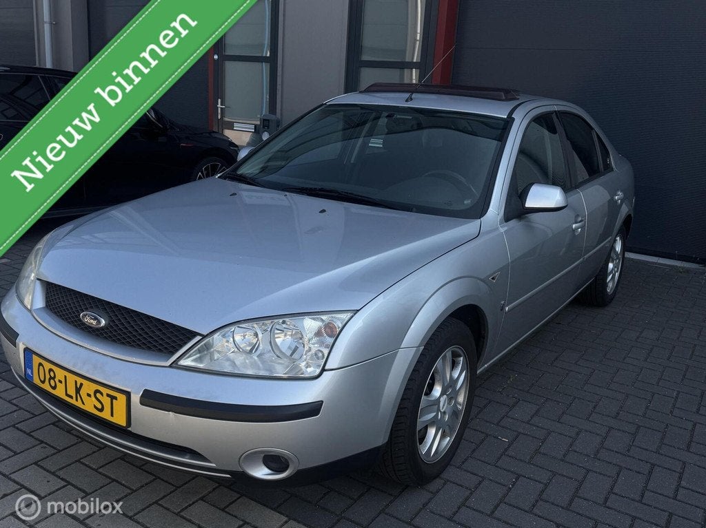 Ford Mondeo 2.0-16V Ghia, Open Dak, Airco, Elektr ramen, APK, Auto's, Ford, 145 pk, Stof, Zwart, Mondeo