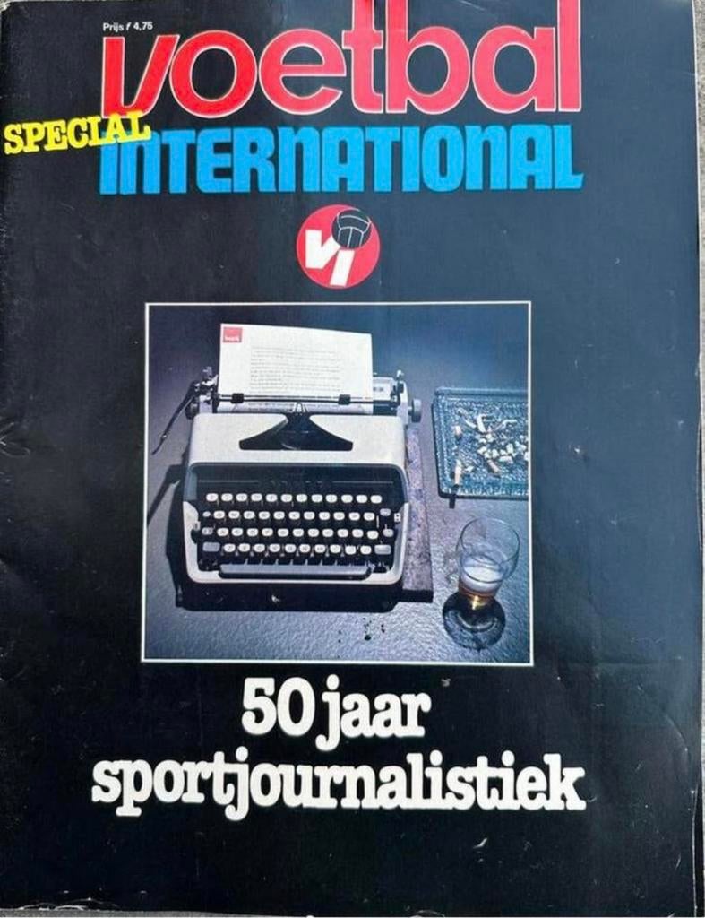 Voetbal International (VI) Special - 50 jaar journalistiek, Boeken, Ophalen of Verzenden, Gelezen, Sport en Vrije tijd