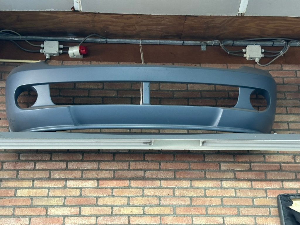 Dodge Ram SRT 10 originele voorbumper hoes 2004-2005, Voor, Nieuw, Ophalen of Verzenden, Dodge