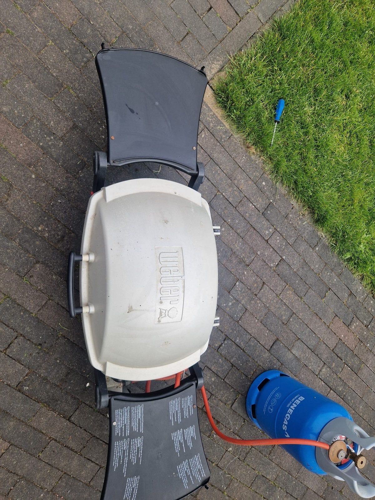 Gebruikte Weber Q1000 gasbarbecue, Tuin en Terras, Gasbarbecues, Ophalen, Gebruikt