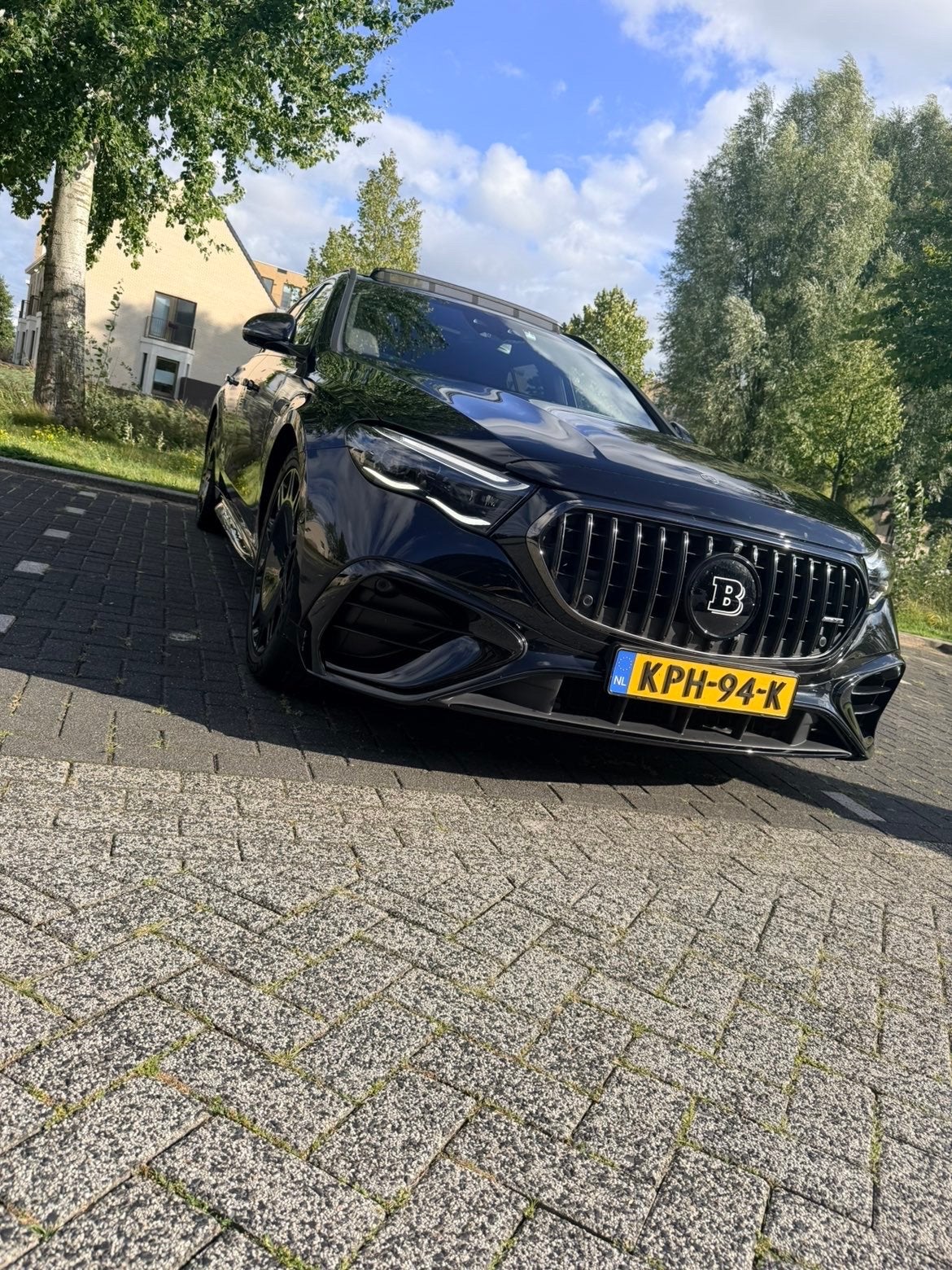 Mercedes-AMG E53 4MATIC+ BRABUS E700 – 2025 – Full Option, Auto's, Mercedes-Benz, Automaat, 700 pk, Zwart, Plug-in hybride