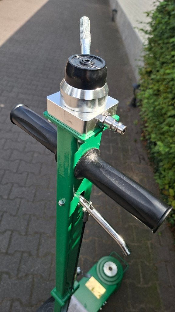 Jungwille 80 tons garagekrik krik Nieuw!

Opvouwvare Jungwil, Ophalen, ., Nieuw, .