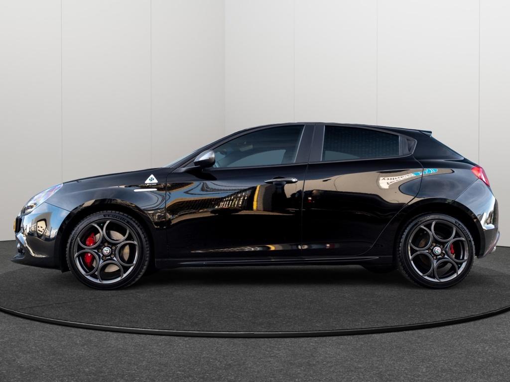Alfa Romeo Giulietta 1.4 Turbo MultiAir Super|NIEUWE DISTRIB, Euro 6, 4 cilinders, Alcantara, Zwart