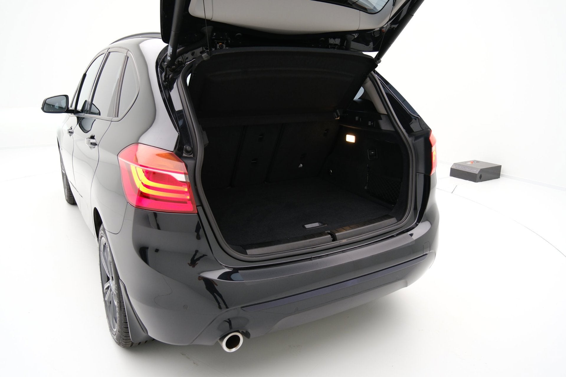 Foto 11 van BMW 2-serie Active Tourer 218i Executive Cam|Clima|LED