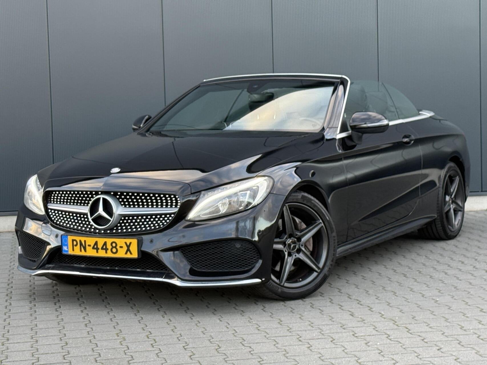 Mercedes C-klasse Cabrio 180 AMG-Pakket Leder - Led - Navi -, Auto's, Mercedes-Benz, Automaat, Cabriolet, 4 stoelen, Zwart