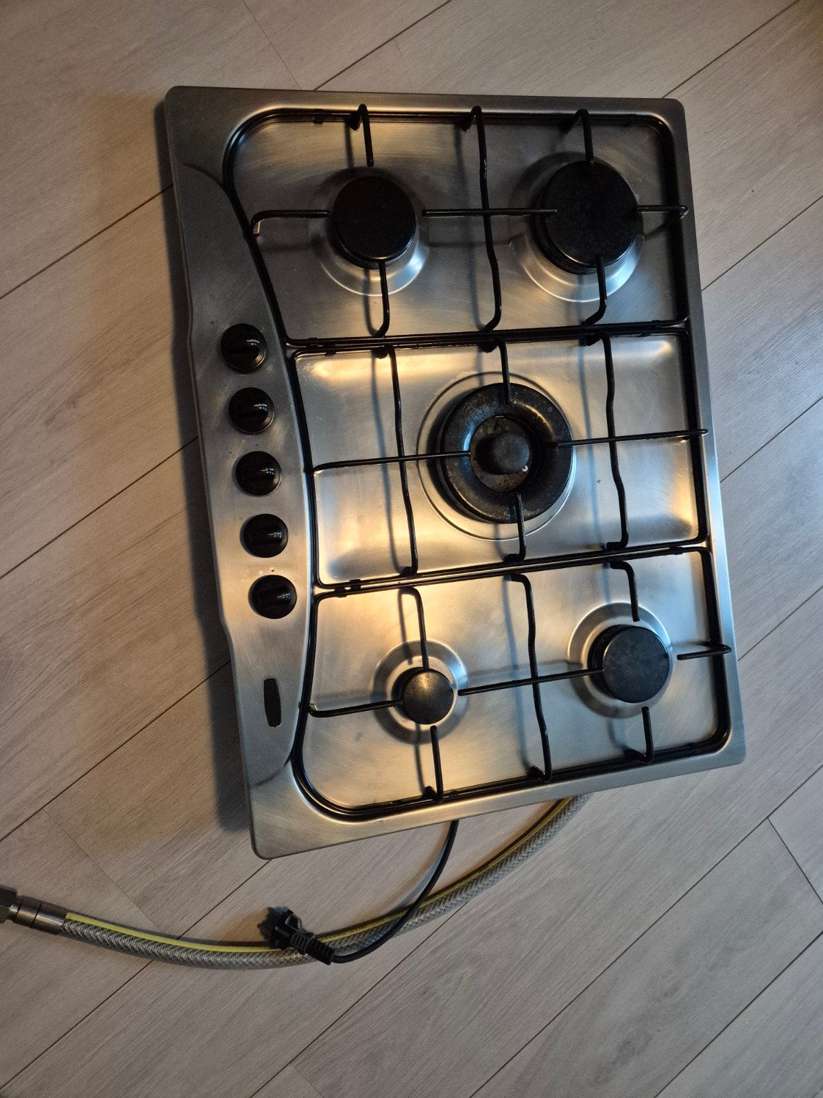 Gebruikt gasfornuis met 5 kookzones, Ophalen, Gebruikt, Minder dan 85 cm, 4 kookzones