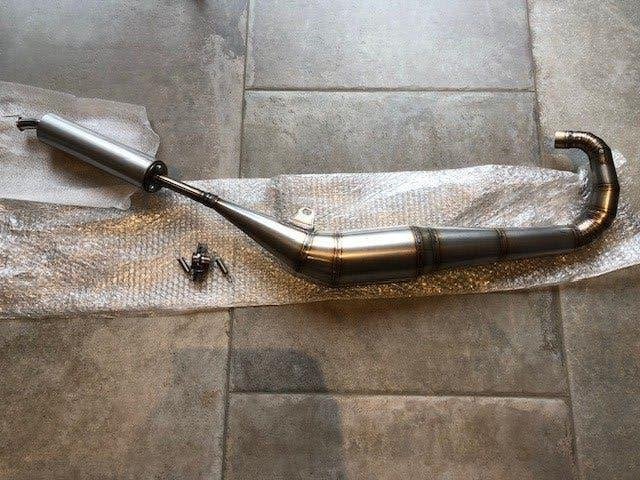 nieuwe RVS uitlaat kawasaki ar 50 ar 80 ar 93 ar 100, Ophalen of Verzenden, Nieuw, Uitlaat, Overige merken