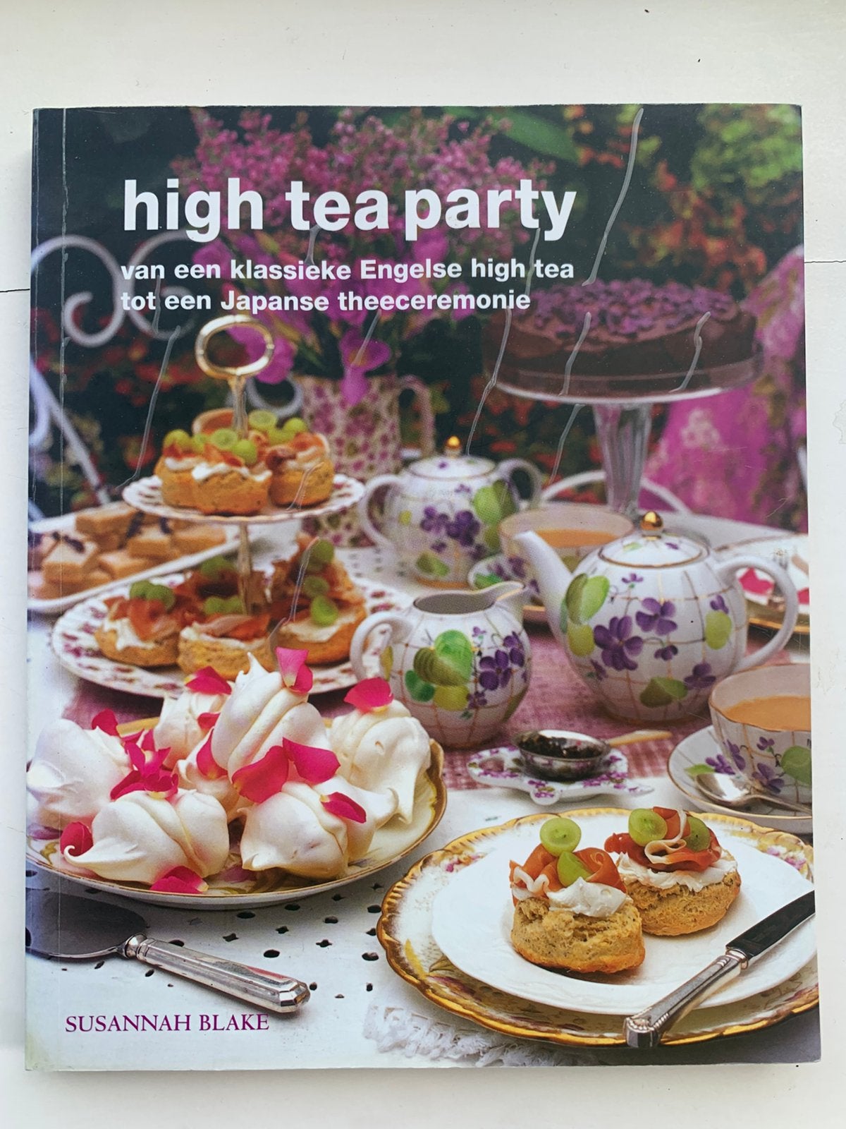 Recepten high tea party, Boeken, Kookboeken, Ophalen of Verzenden, Zo goed als nieuw, Taart, Gebak en Desserts