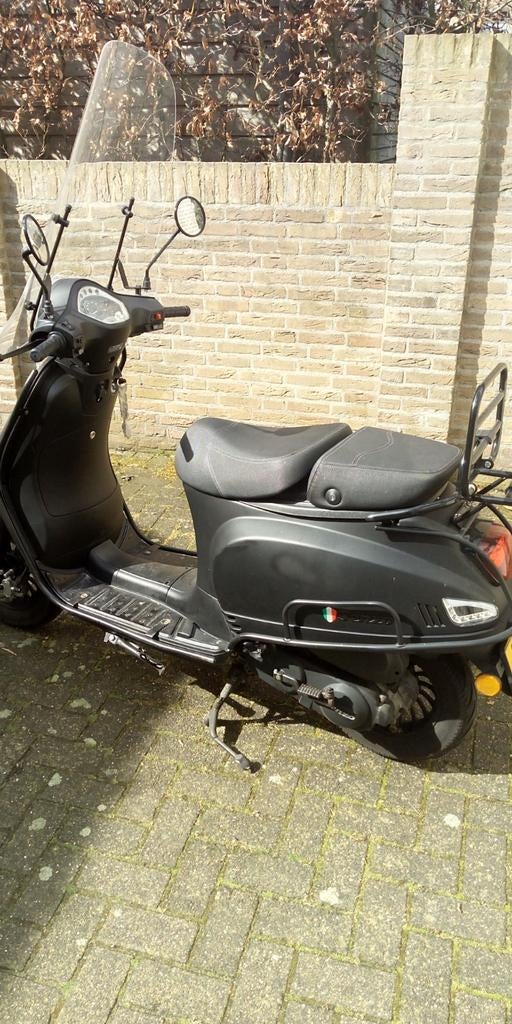 Senzo scooter, 3 jaar oud, Ophalen