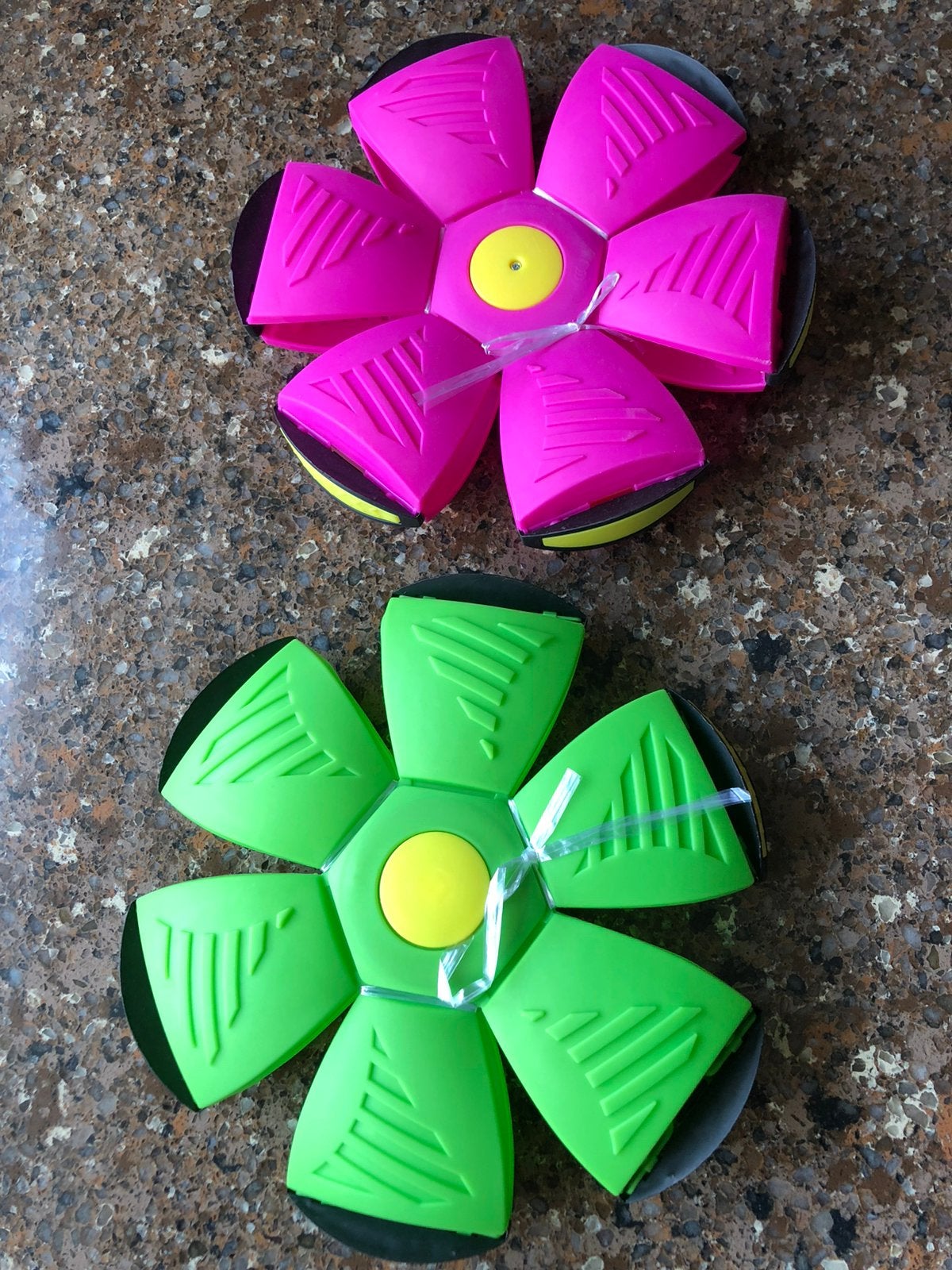 NIEUW! 2 super leuke speel ballen voor honden of kinderen, Ophalen of Verzenden, Nieuw, Jongen of Meisje