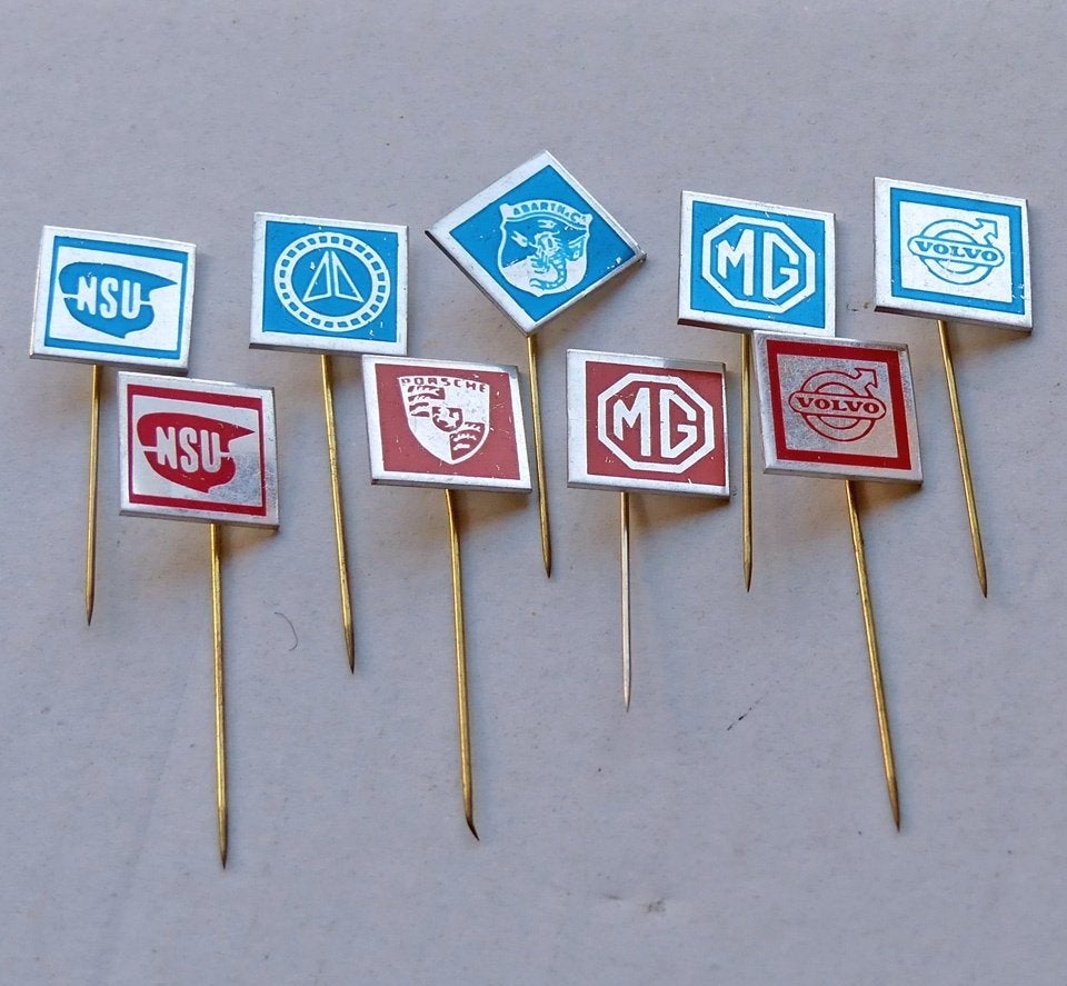 Auto speldjes automerken oud speldje 9x MG Volvo Abarth NSU, Ophalen of Verzenden, Gebruikt, Merk, Speldje of Pin