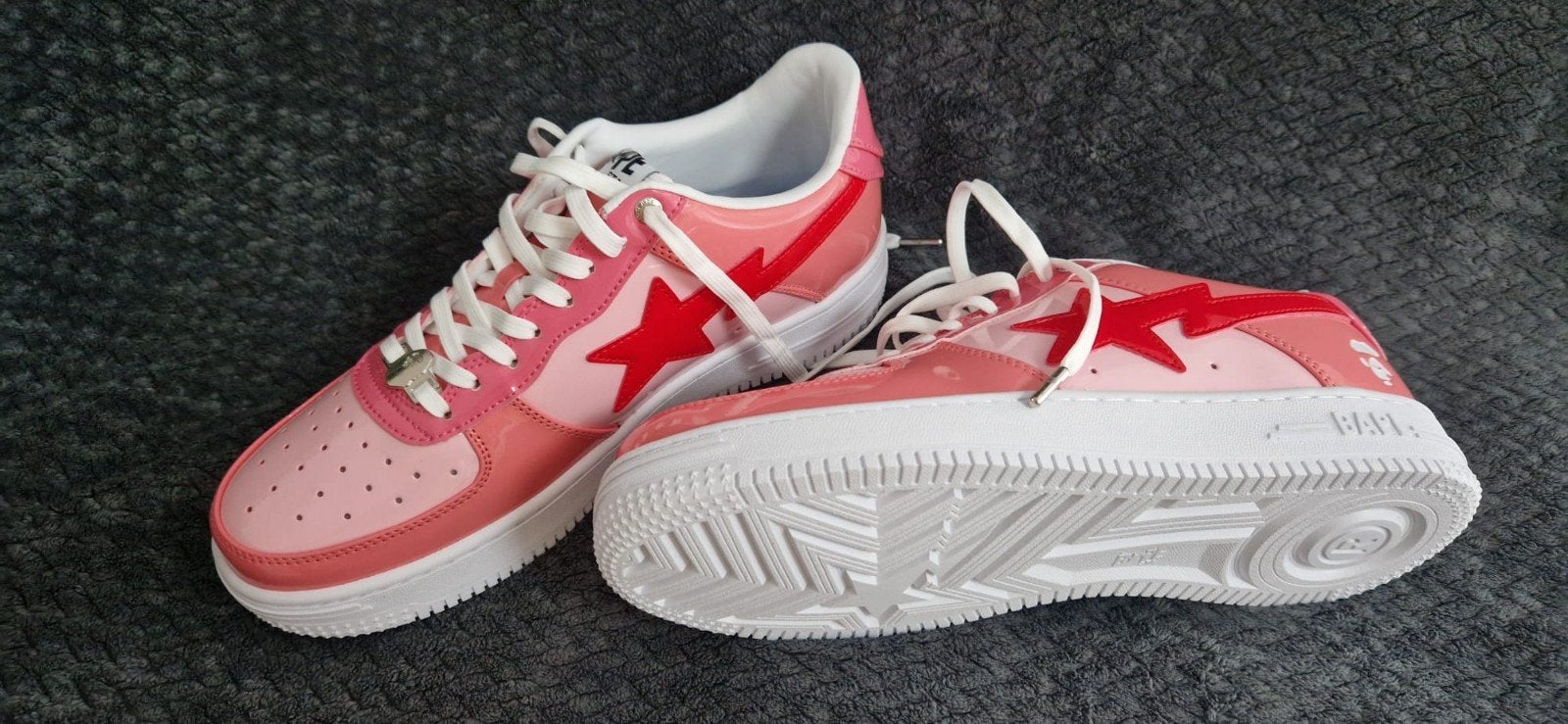 BAPE STA Low Pink Patent Leather Sneakers - Maat 43, Ophalen of Verzenden, Nieuw, Overige kleuren