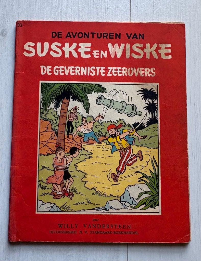 Suske en Wiske Vlaams 33 Geverniste Zeerovers 1ste druk, Boeken, Eén stripboek, Ophalen of Verzenden, Gelezen, Willy Vandersteen