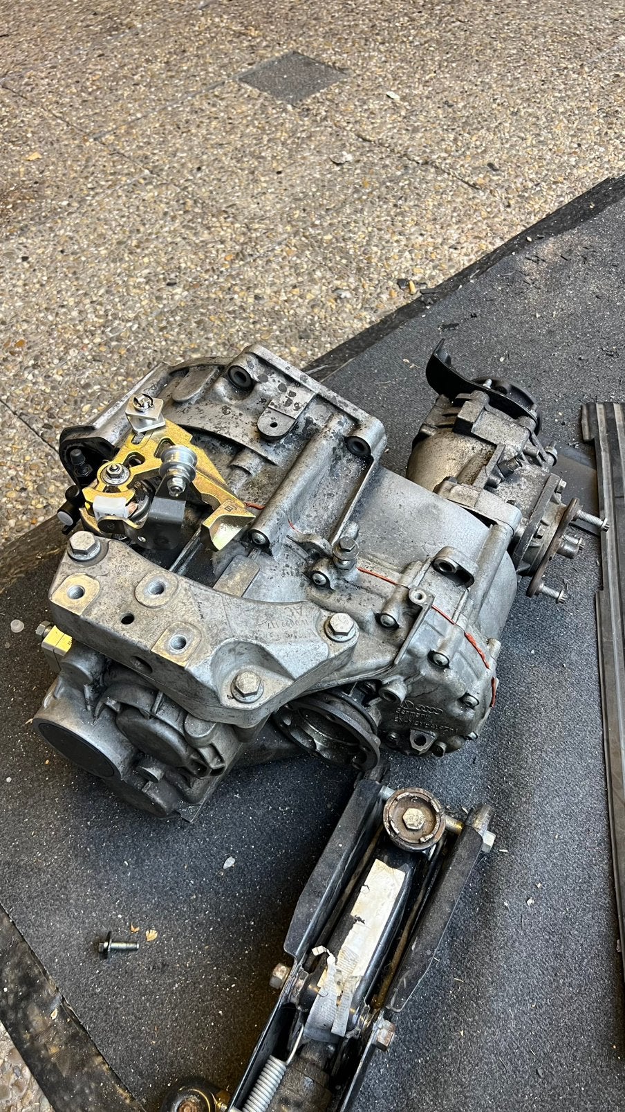 Verstevigde 02Q/O2M 4motion bak, Ophalen of Verzenden, Gereviseerd, Volkswagen