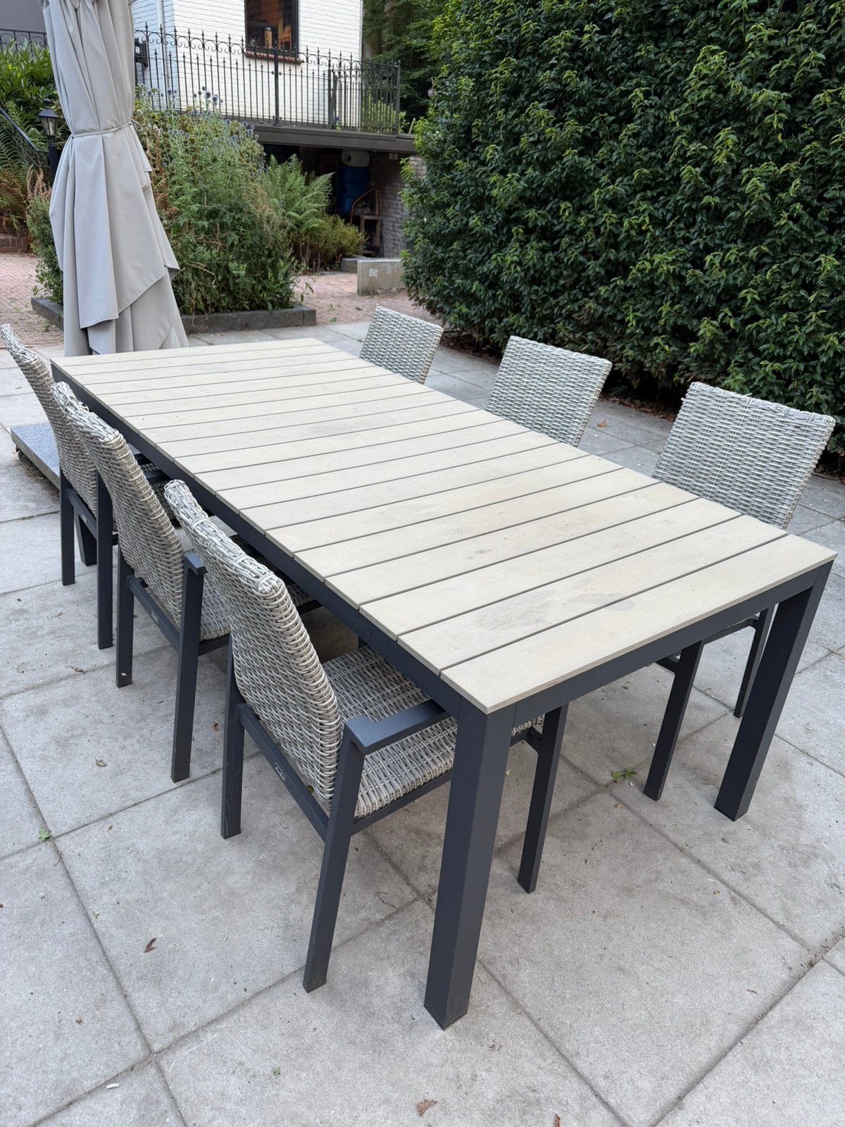 Eettafel met zes stoelen Bellagio, Ophalen, Gebruikt, 6 zitplaatsen, Aluminium