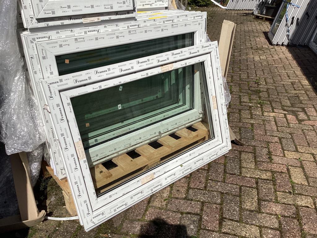 Kunststof kozijnen 80 h x 120 br. Draai kiep raam. Kozijn., Doe-het-zelf en Verbouw, Kozijnen en Schuifpuien, Kunststof, Raamkozijn