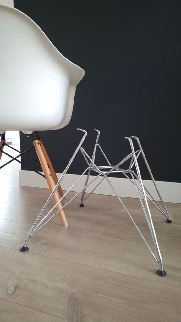 Eames dar stoel: 6 losse onderstellen / frames te koop., Ophalen, Overige materialen, Overige kleuren, Zo goed als nieuw