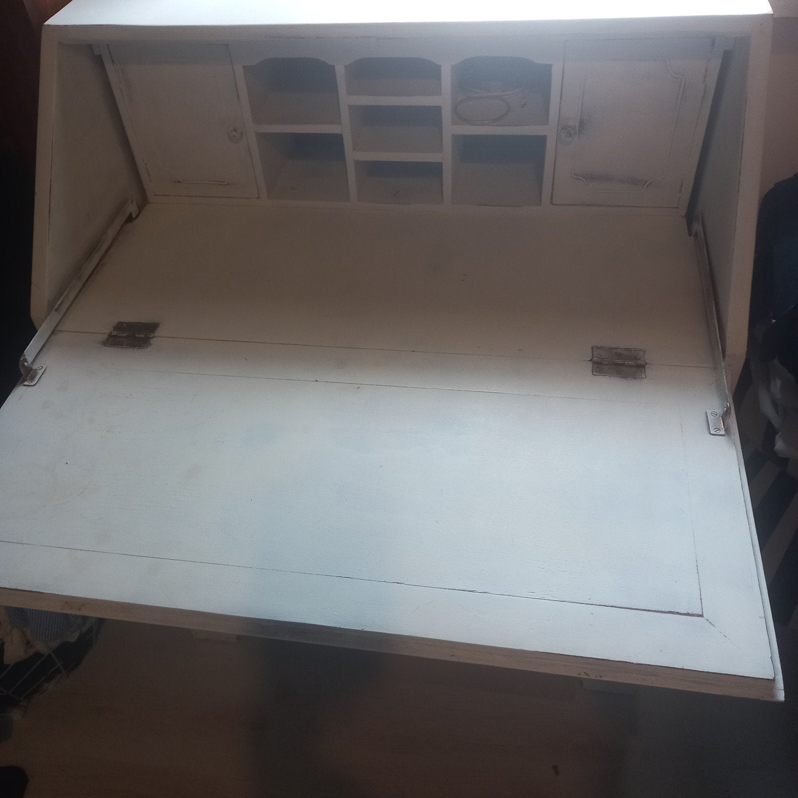 Oude brocante witte secretaire met sleutels, Ophalen, Gebruikt, Brocante