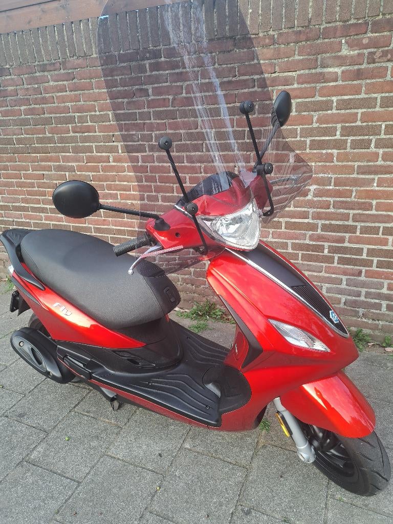 Snorscooter piaggio fly  snor 775€ vast !!, Fietsen en Brommers, Ophalen, Benzine, Overige merken