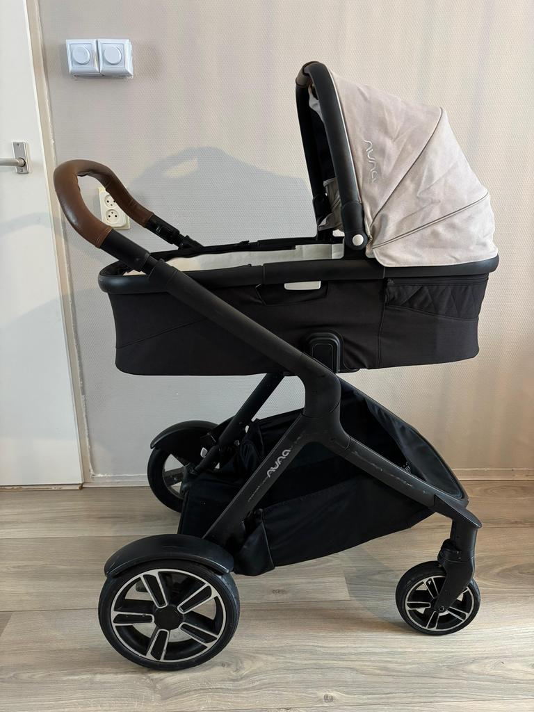 Nuna Demi Grow Kinderwagen, Kinderen en Baby's, Kinderwagens en Combinaties, Ophalen, Zo goed als nieuw, Overige merken
