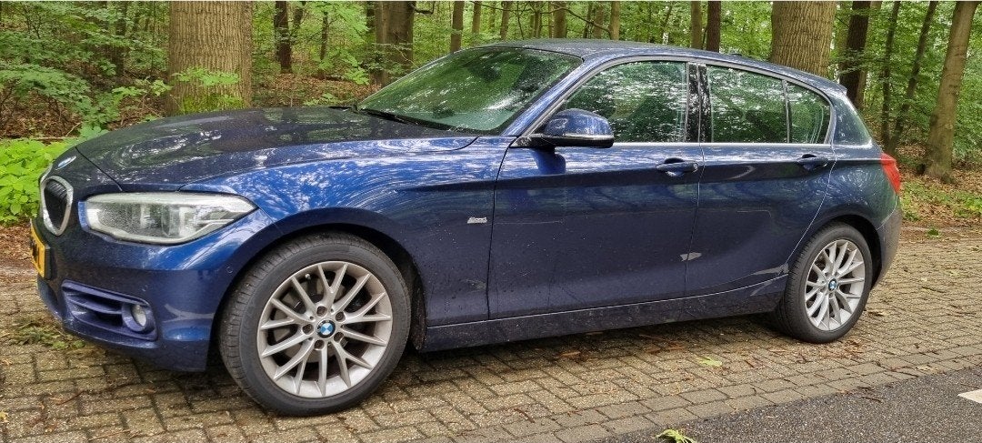 BMW 1-serie 120i high-exe/ Sportline aut/2018/98000 km NL, Particulier, Te koop