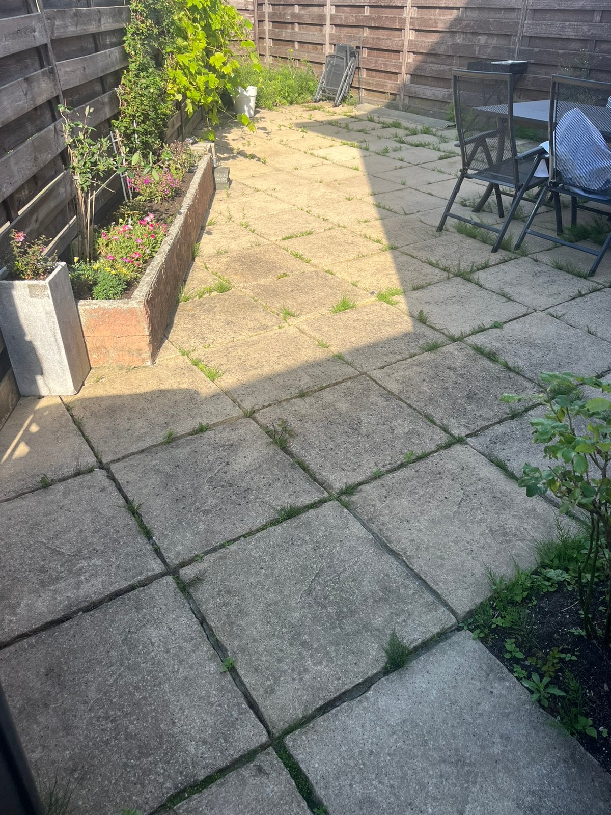 Gratis af te halen tegels 60x60 70 m2., Tuin en Terras, Ophalen, Zo goed als nieuw, 10 m² of meer, Beton