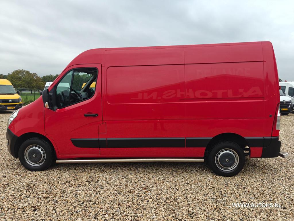 Renault Master T35 2.3 dCi L2H2 Euro 6 , 130 PK , lage km ne, Stof, Gebruikt, Euro 6, 4 cilinders