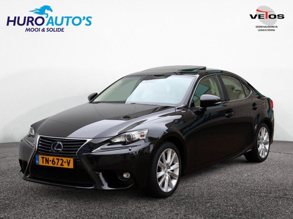 Lexus IS 300h Business Line Pro | Leder | Schuifdak | Adapti, Auto's, Lexus, Gebruikt, Leder, Hybride Elektrisch/Benzine, Te koop