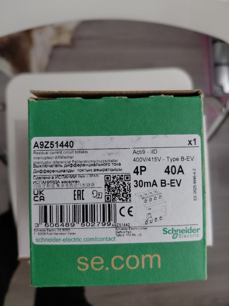 Aardlek automaat 40A 30mA type B Schneider, Ophalen of Verzenden, Nieuw, Schneider Electric, Schakelaar