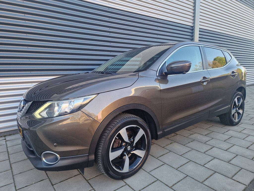 Nissan QASHQAI 1.2 Connect Edition, Navigatie, PDC, Trekhaak, Voorwielaandrijving, Euro 5, Stof, Gebruikt