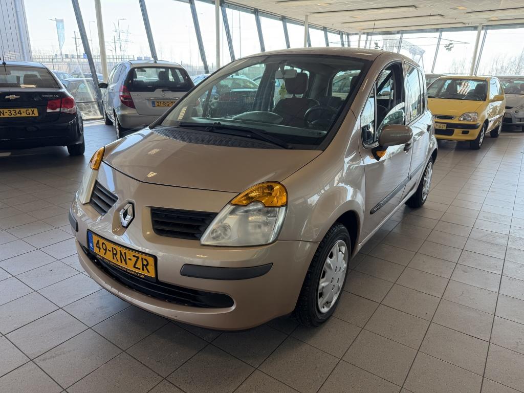 Renault Modus 1.6-16V Tech Road (bj 2005, automaat), Auto's, Renault, Stof, Gebruikt, 4 cilinders, Beige