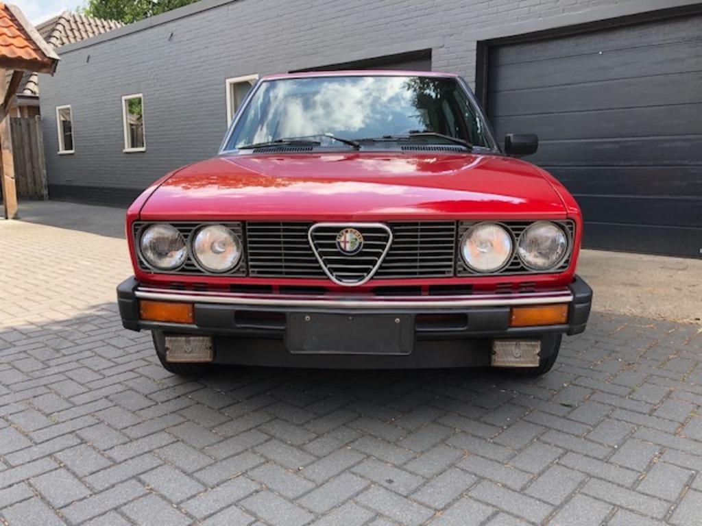Alfa Romeo Alfetta 2.0 Quadrifoglio Oro, mooi, inruil mog., foto 8