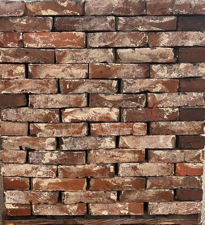 Zeer zeldzame paars bruine Groninger steen 21x5 10000 stuks, Ophalen of Verzenden, Gebruikt, Bakstenen
