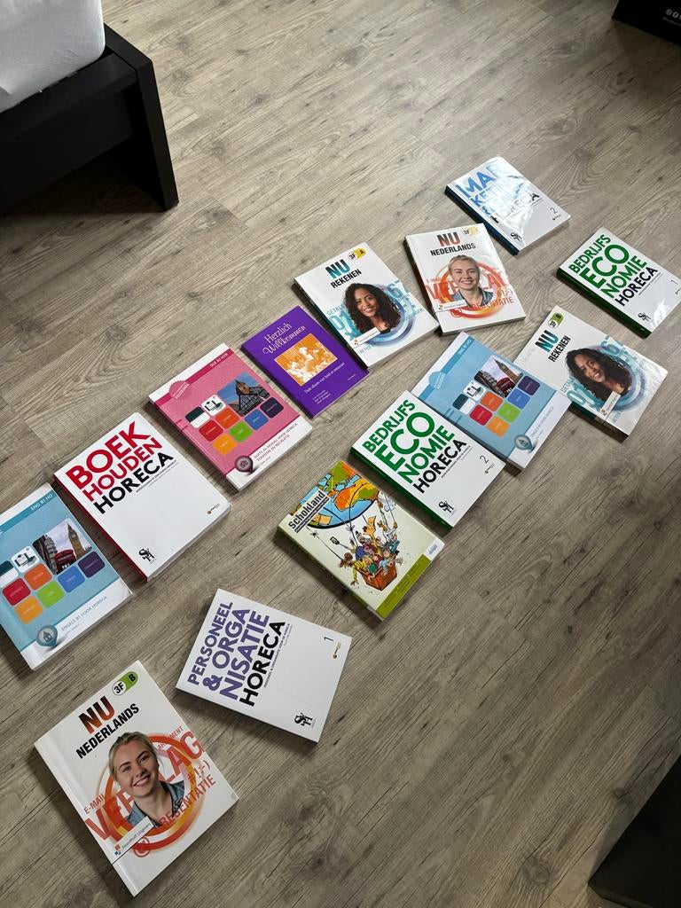 MBO Hotelschool Boeken - Manager/Ondernemer Horeca, Ophalen of Verzenden, Zo goed als nieuw, Overige niveaus, Overige vakken
