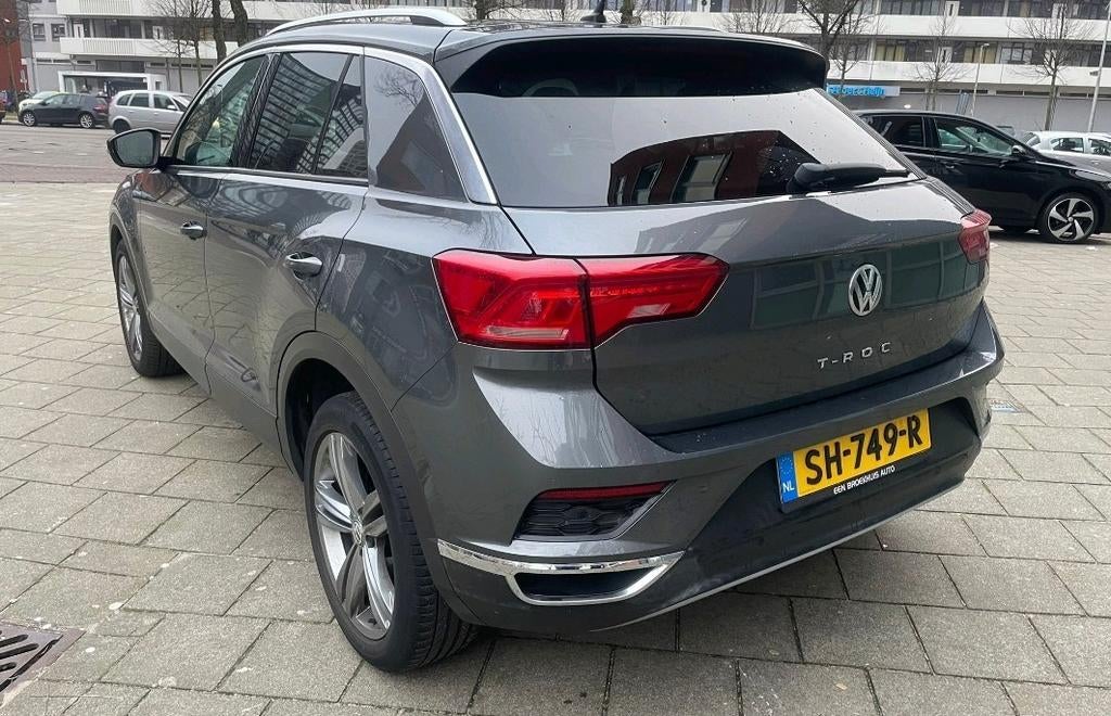 Volkswagen T-Roc 1.0 TSI 115pk 2018 Grijs NEW APK 19 mei2026, Auto's, Volkswagen, Voorwielaandrijving, Adaptive Cruise Control