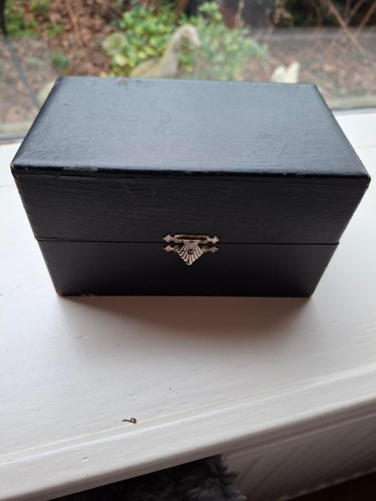 Doos met onderzetters, Antiek en Kunst, Curiosa en Brocante, Ophalen of Verzenden