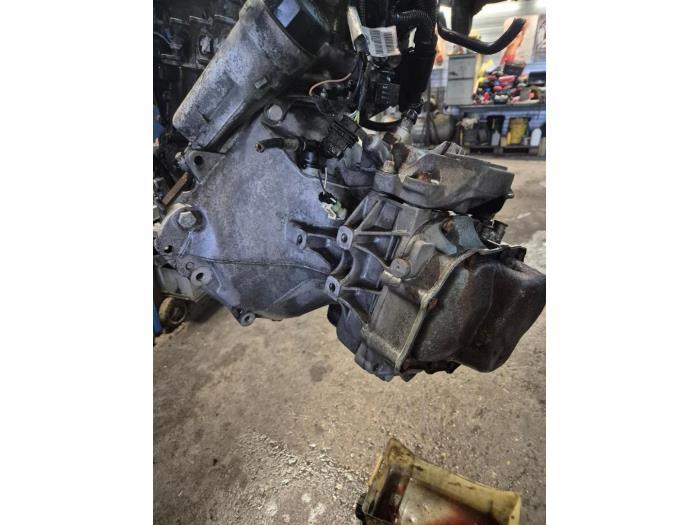 Versnellingsbak van een Opel Corsa, 3 maanden garantie, Gebruikt, Opel