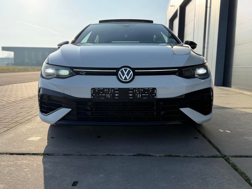 Golf 8 R 2.0 TSI Performance - Akrapovic - Pano NL PLAAT, Automaat, 4 cilinders, 320 pk, Wit