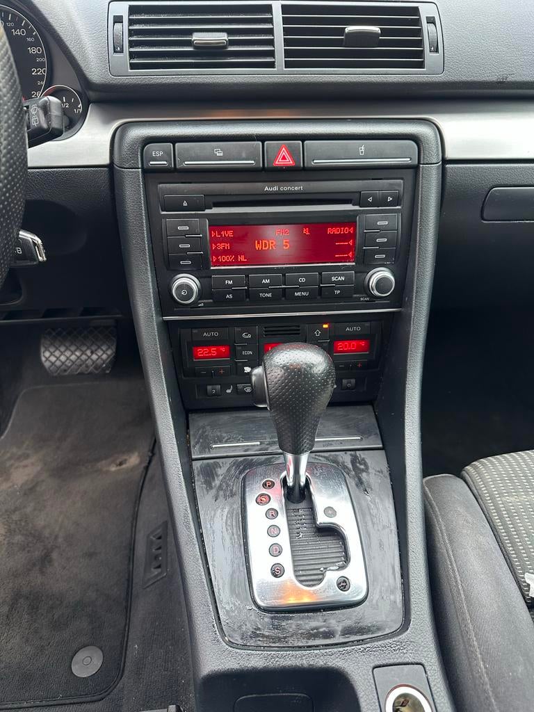 Audi A4 1.8 T 120KW Avant AUT 2007 Zwart, Auto's, Audi, 4 cilinders, Stationwagon, 1781 cc, Geïmporteerd