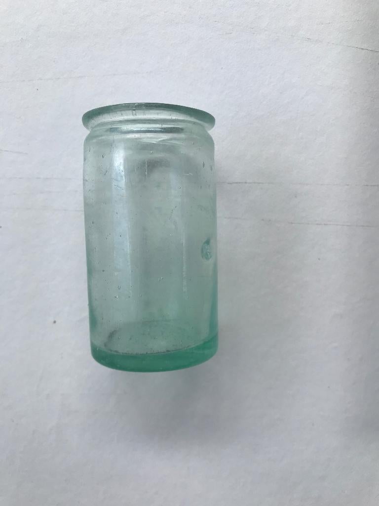 Glazen zalfpot apotheek bodemvondst, Ophalen of Verzenden