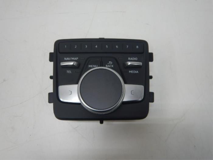 Audi A4 8W Bedieningspaneel Middenconsole, Ophalen of Verzenden, Gebruikt