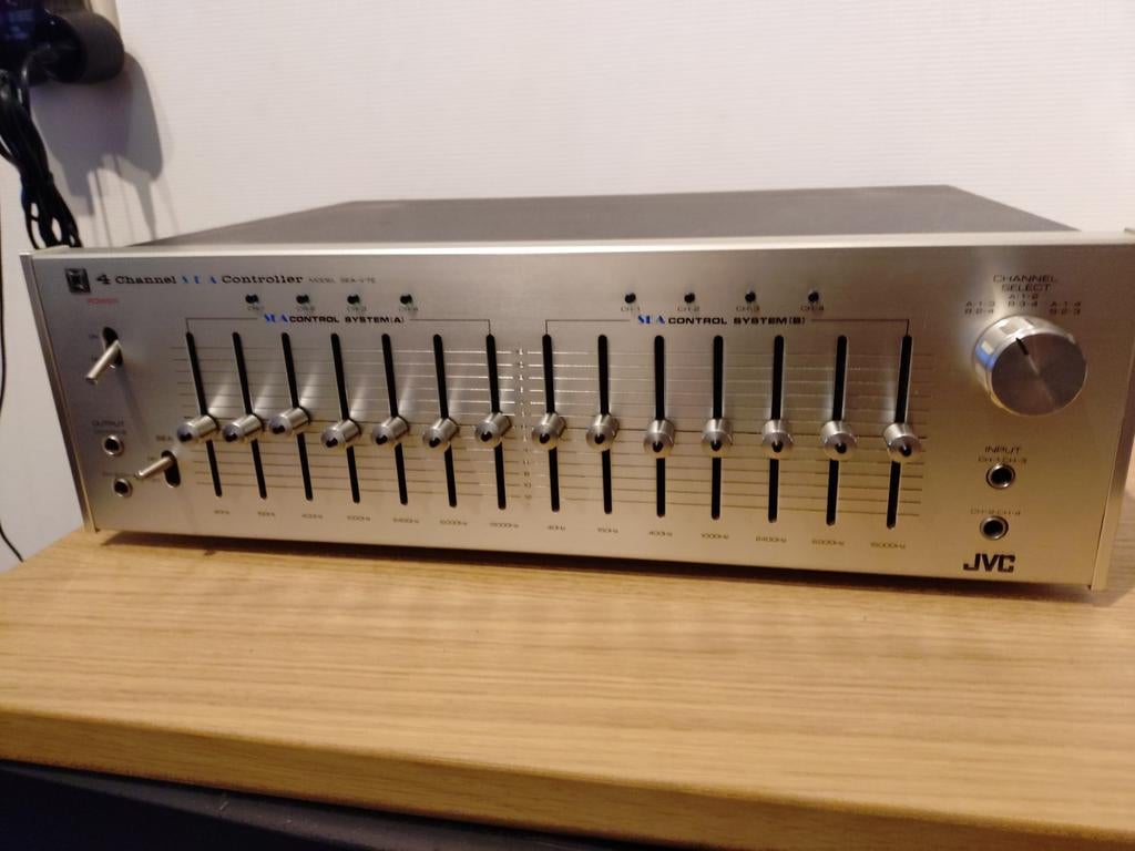 JVC  Model SEA-V7E  4 kanaals Equalizer vintage zeldzaam!, Audio, Tv en Foto, Ophalen of Verzenden, JVC
