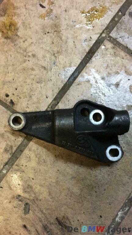 Dynamo steun BMW M57 M57N M57N2 12317793090, Gebruikt, Ophalen of Verzenden, BMW, BMW