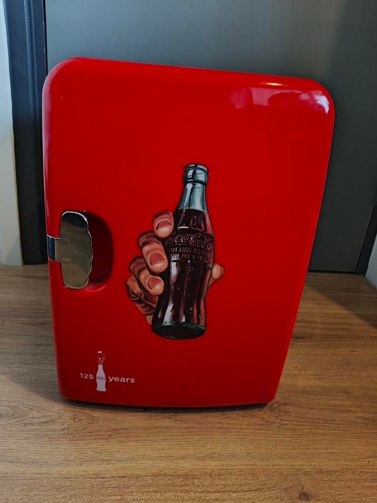 Coca Cola mini koelkast, Ophalen, Zonder vriesvak, Minder dan 45 cm, Minder dan 85 cm