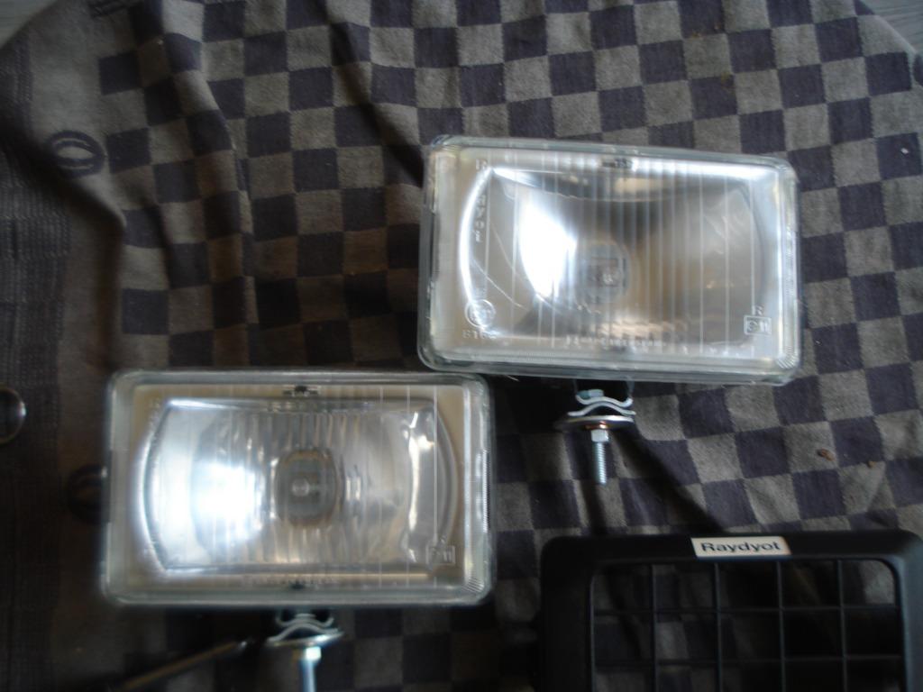 Oldtimer 2 Verstralers met Roosters merk Raydyot 18 cm breed, Auto-onderdelen, Verlichting, Ophalen of Verzenden, Nieuw