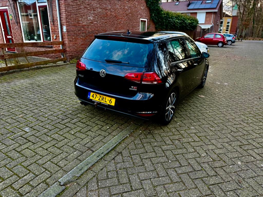 Volkswagen Golf 1.4 TSI 103KW DSG 2013 Zwart, Auto's, 4 cilinders, Zwart, Origineel Nederlands, 650 kg