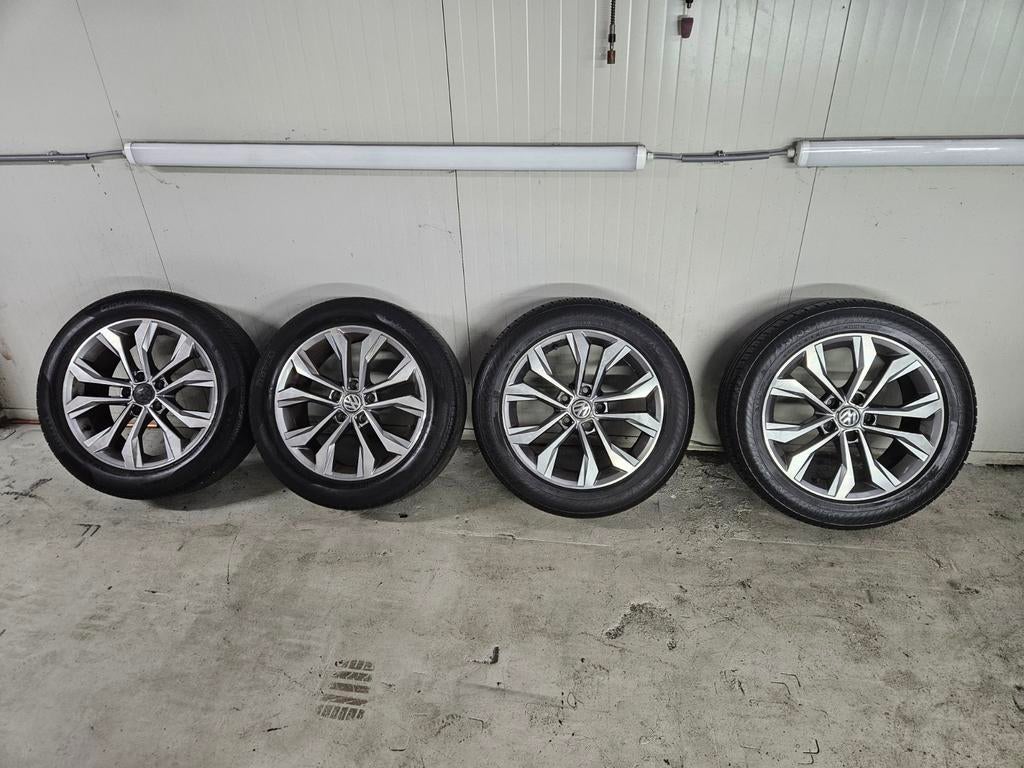 Volkswagen Passat GTE velgen 17 inch, Auto-onderdelen, Banden en Velgen, Ophalen, 215 mm, Velg(en), 17 inch