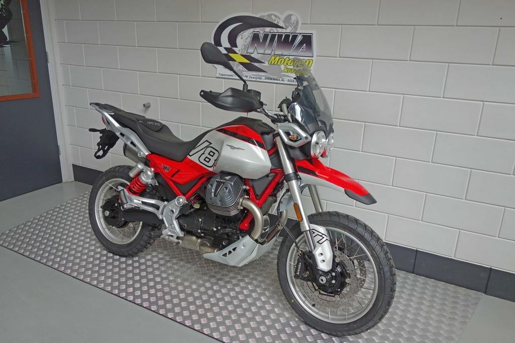 MOTO GUZZI V 85 TT, 853 cc, 2 cilinders, Moto Guzzi, Motorrijbewijs A