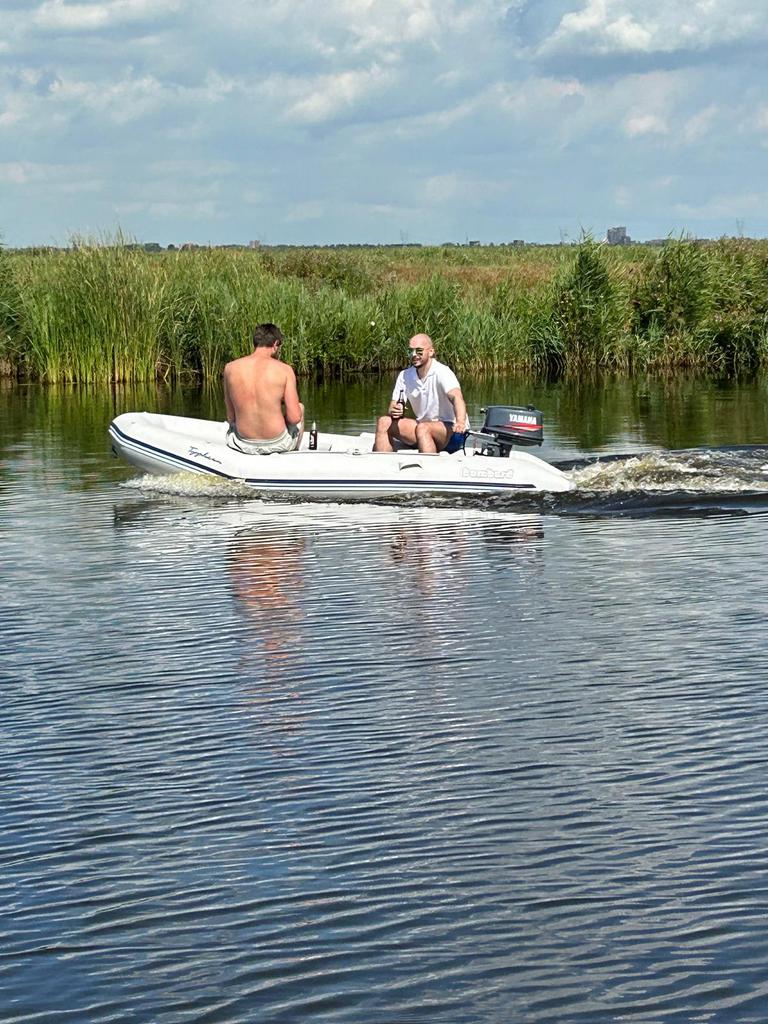Bombard Typhoon rubber boot met Yamaha 5pk 2takt, Watersport en Boten, Rubberboten, Ophalen, Gebruikt, Benzine