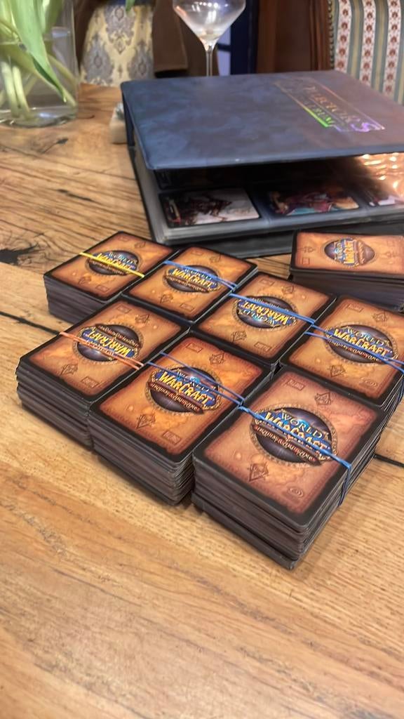 World of warcraft TCG 1000 willekeurige kaarten., Ophalen of Verzenden, Zo goed als nieuw